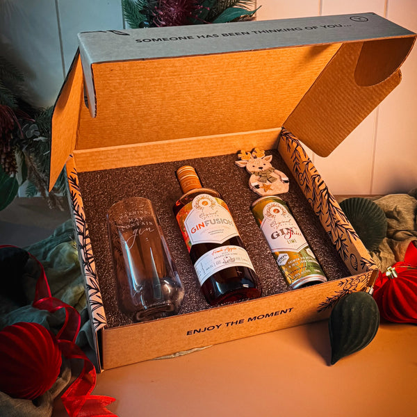 Christmas Gift Box with 1x Glass & 1 Gin'N Juice Can (1 bottle of gin must be added for each box purchased. Offer not valid with any other promotion)